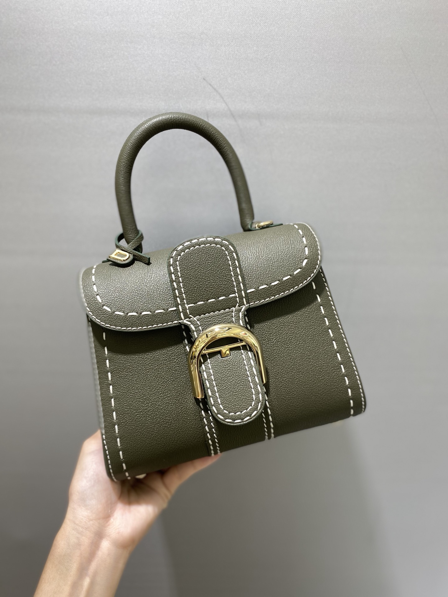 델보 브리앙 박스백 미니